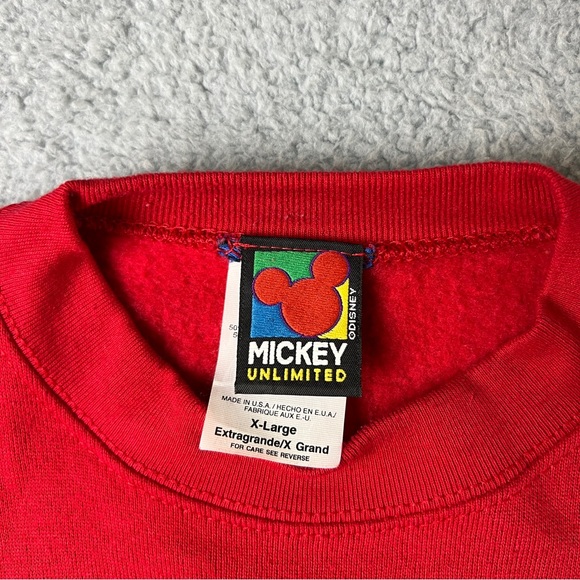 Vintage Mickey Mouse Disney Unlimited Sweatshirt Red Size XL Unisex - Picture 2 of 10